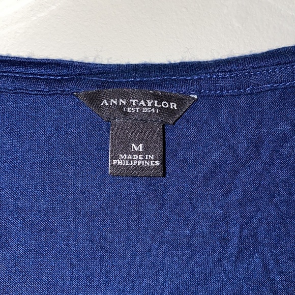 Ann Taylor Medium Blue Blouse - Picture 3 of 4